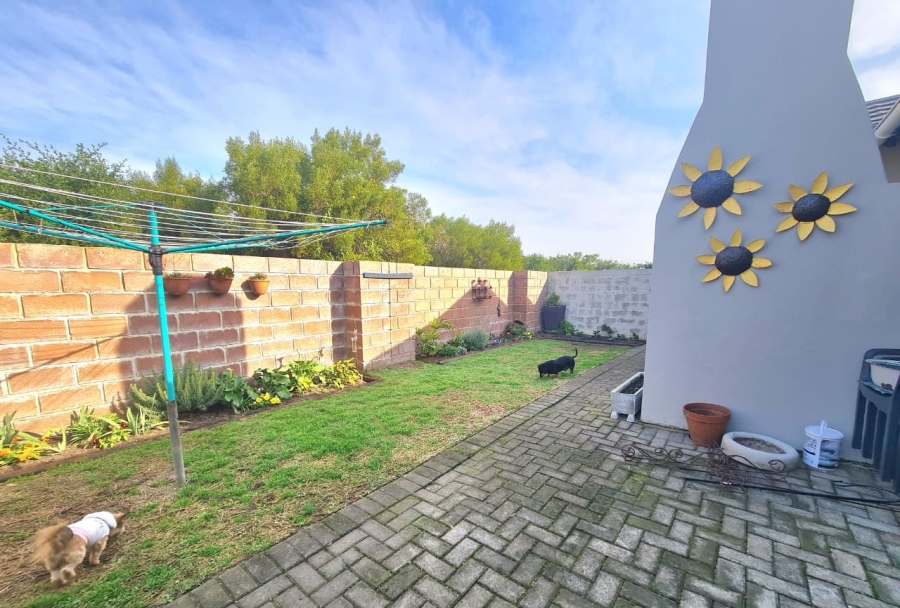 3 Bedroom Property for Sale in Paradise Beach Eastern Cape